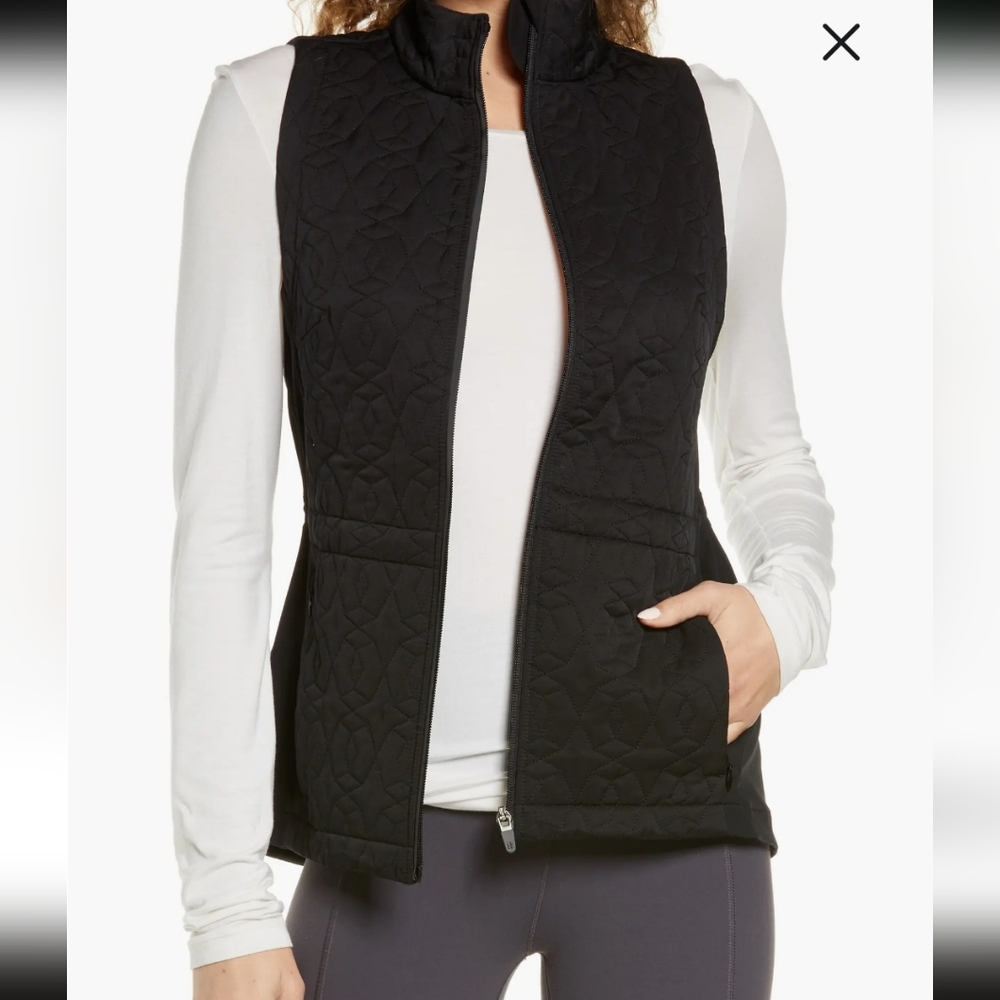 Sweaty Bett Black Padded Vest